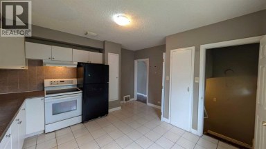 3414 Centre Street NE Calgary Alberta photo 9