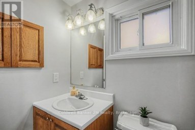 41 PANTER CRESCENT Ajax (South West) Ontario photo 31