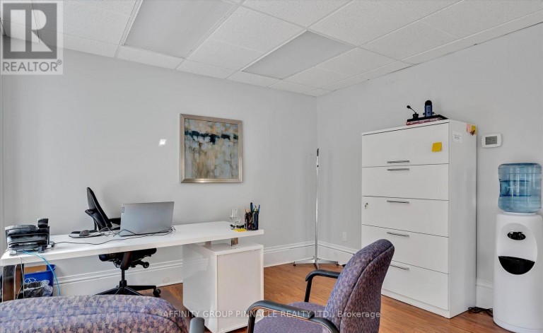 1 - 273 CHARLOTTE STREET, Peterborough (Town Ward 3), Ontario, K9J2V3