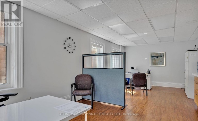 1 - 273 CHARLOTTE STREET, Peterborough (Town Ward 3), Ontario, K9J2V3