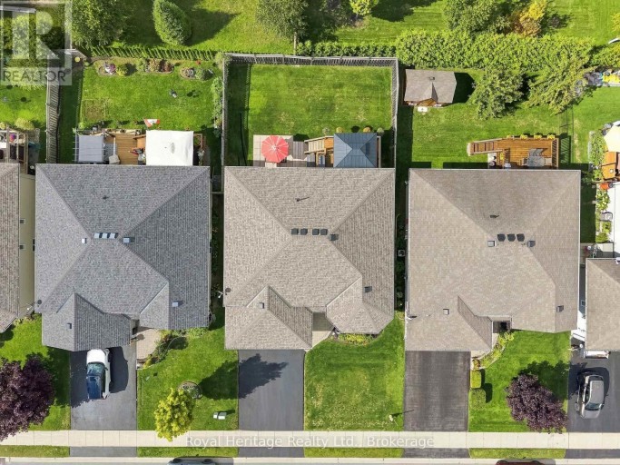 10 FOX DEN DRIVE, Brighton, Ontario, K0K1H0