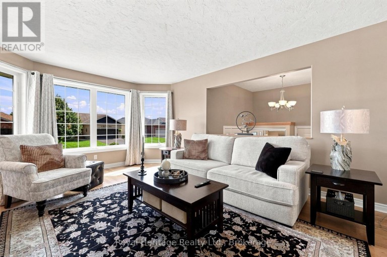 10 FOX DEN DRIVE, Brighton, Ontario, K0K1H0