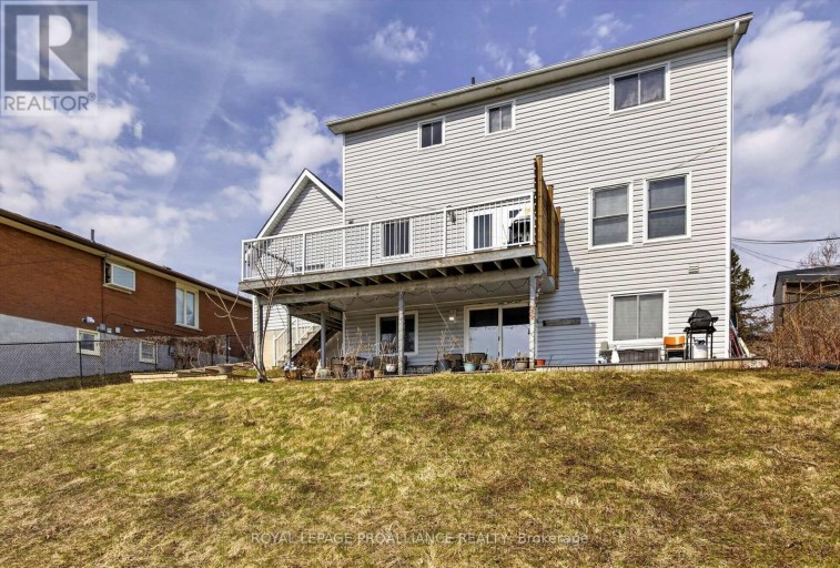 1539 CHERRYHILL ROAD, Peterborough (Monaghan Ward 2), Ontario, K9K1A7