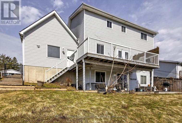 1539 CHERRYHILL ROAD, Peterborough (Monaghan Ward 2), Ontario, K9K1A7