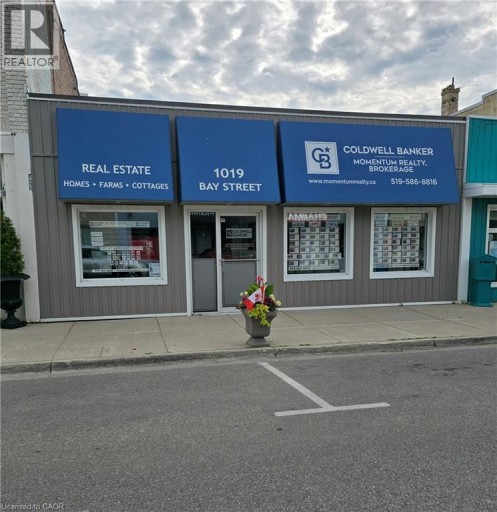1019 BAY Street, Port Rowan, Ontario