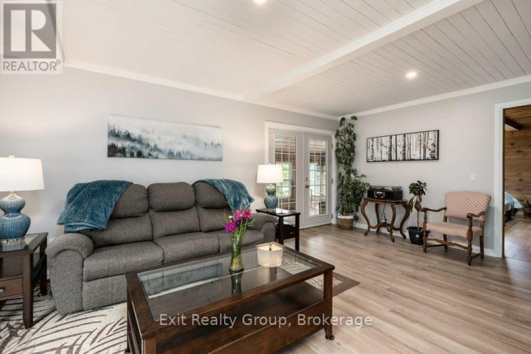 64A OLIVER ROAD, Addington Highlands (Addington Highlands), Ontario, K0H1Z0
