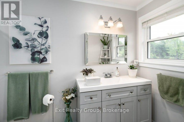 64A OLIVER ROAD, Addington Highlands (Addington Highlands), Ontario, K0H1Z0