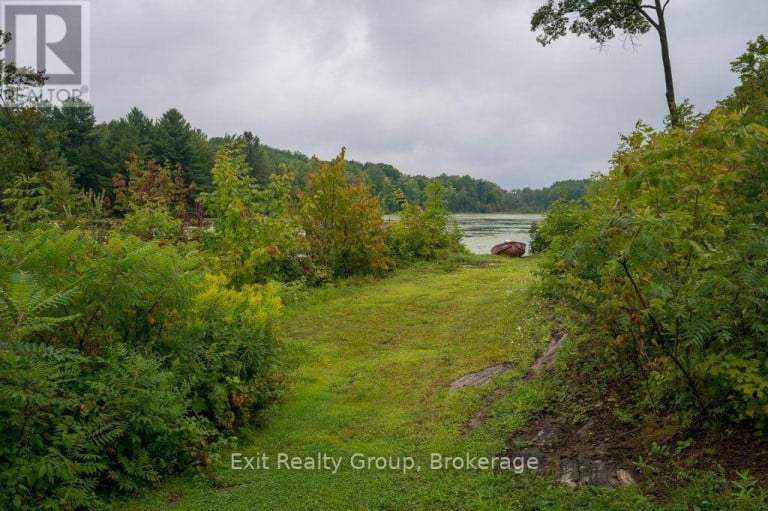 64A OLIVER ROAD, Addington Highlands (Addington Highlands), Ontario, K0H1Z0