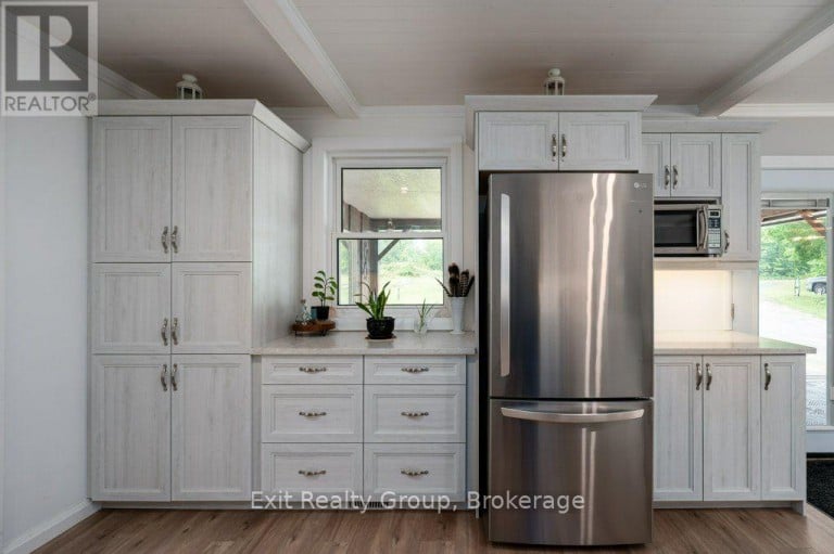 64A OLIVER ROAD, Addington Highlands (Addington Highlands), Ontario, K0H1Z0