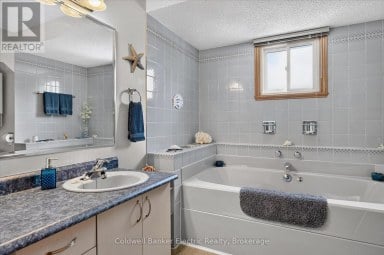 948 SMITHSIDE COURT Peterborough (Monaghan Ward 2) Ontario photo 23