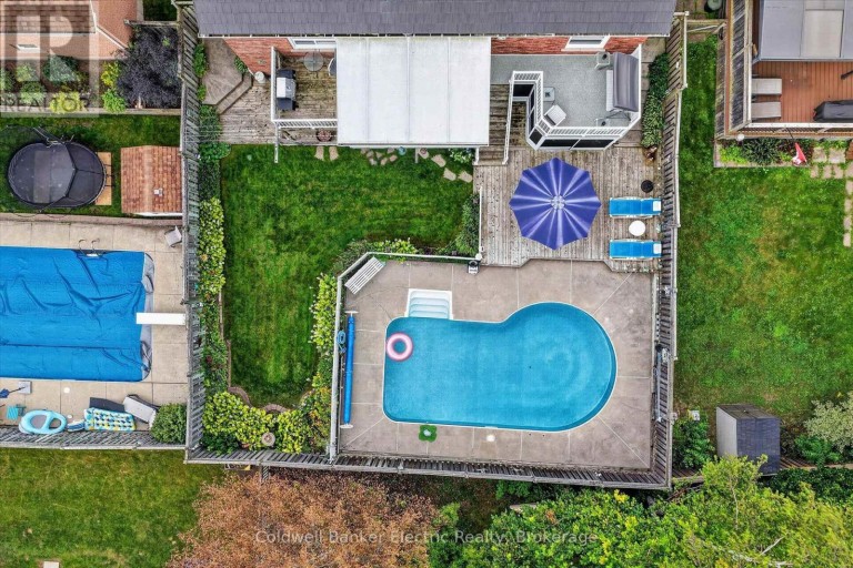 948 SMITHSIDE COURT, Peterborough (Monaghan Ward 2), Ontario, K9J8E2