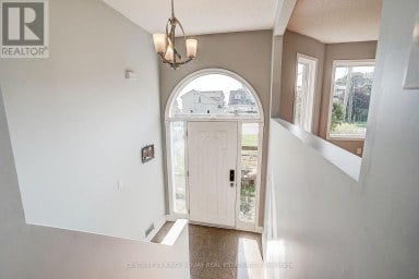 27 WINDY SHORE DRIVE Georgina (Keswick North) Ontario photo 12