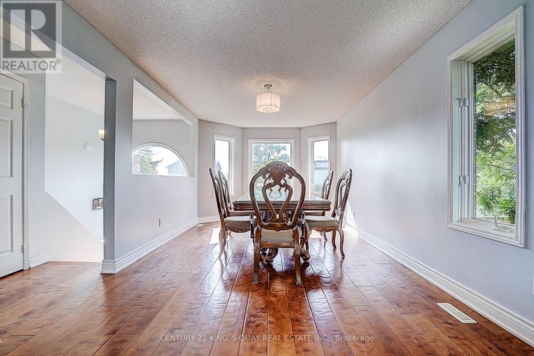 27 WINDY SHORE DRIVE, Georgina (Keswick North), Ontario, L4P1N1