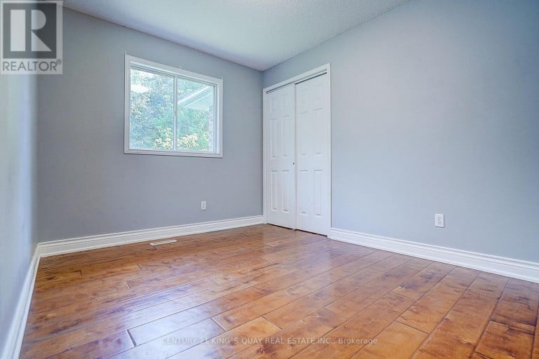 27 WINDY SHORE DRIVE, Georgina (Keswick North), Ontario, L4P1N1