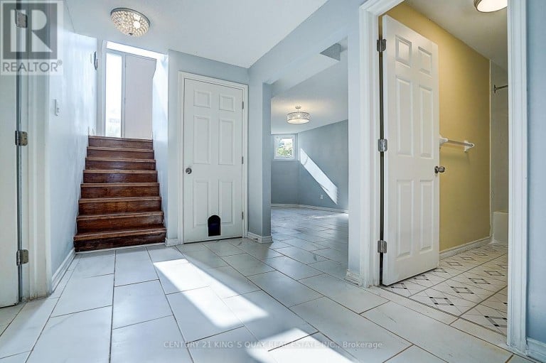 27 WINDY SHORE DRIVE, Georgina (Keswick North), Ontario, L4P1N1