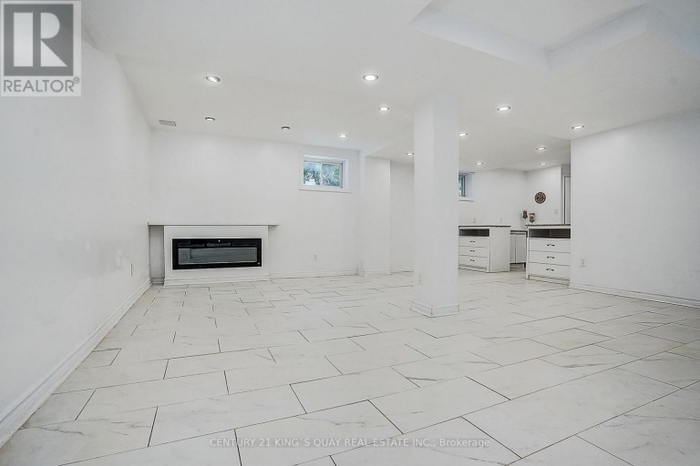 27 WINDY SHORE DRIVE, Georgina (Keswick North), Ontario, L4P1N1