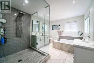 74 REGATTA AVENUE Richmond Hill (Oak Ridges) Ontario photo 23