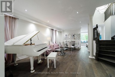 74 REGATTA AVENUE Richmond Hill (Oak Ridges) Ontario photo 3