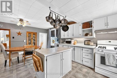 39968 KIPPEN ROAD Bluewater (Stanley) Ontario photo 19