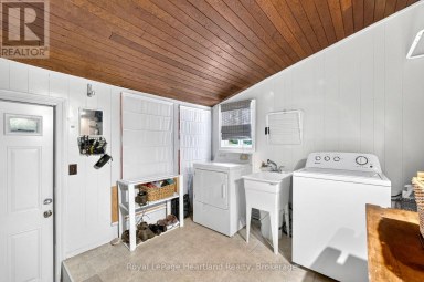 39968 KIPPEN ROAD Bluewater (Stanley) Ontario photo 33