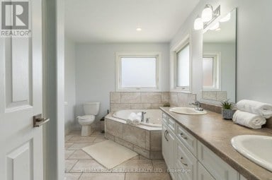 969 AVERY AVENUE Peterborough (Monaghan Ward 2) Ontario photo 20