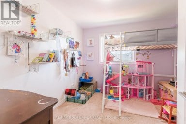 969 AVERY AVENUE Peterborough (Monaghan Ward 2) Ontario photo 25