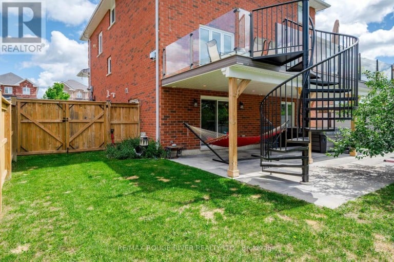 969 AVERY AVENUE, Peterborough (Monaghan Ward 2), Ontario, K9J0G9