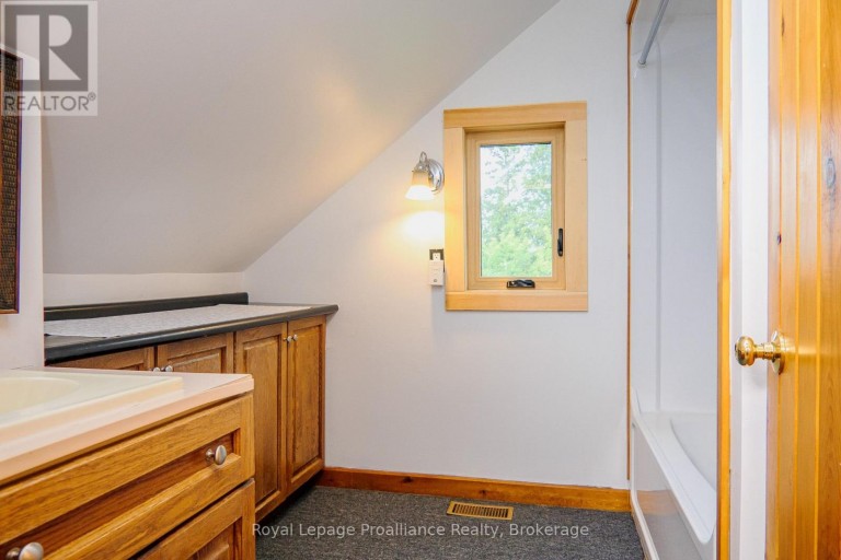 10 HOBBS ROAD, Brighton, Ontario, K0K1M0