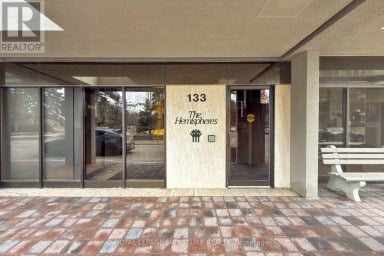902 - 133 TORRESDALE AVENUE Toronto (Westminster-Branson) Ontario photo 2