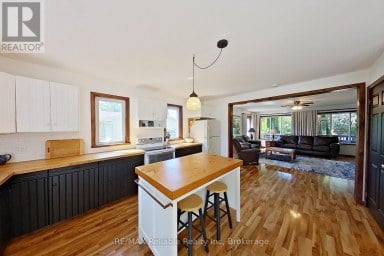 77504 MELENA DRIVE Bluewater (Bayfield) Ontario photo 12