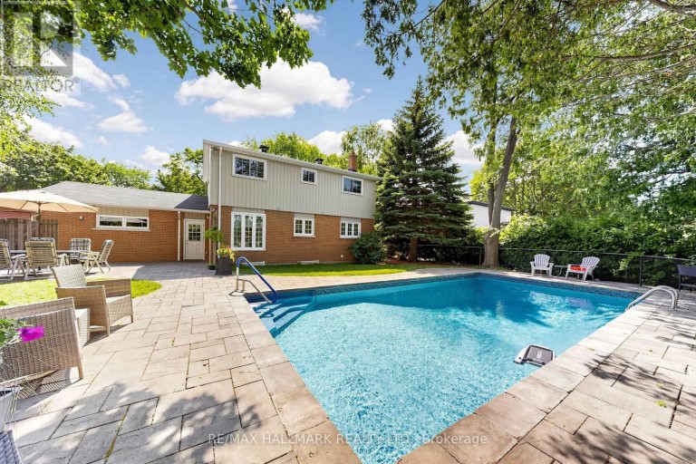 135 SENATOR REESOR'S DRIVE, Markham (Sherwood-Amberglen), Ontario, L3P3E6