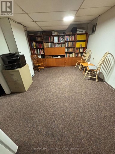 135 SENATOR REESOR'S DRIVE, Markham (Sherwood-Amberglen), Ontario, L3P3E6