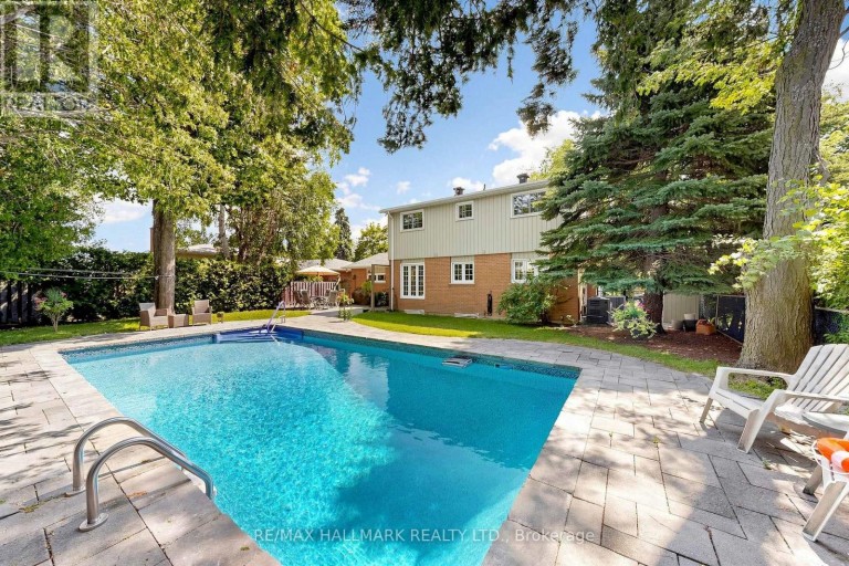 135 SENATOR REESOR'S DRIVE, Markham (Sherwood-Amberglen), Ontario, L3P3E6