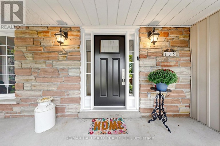 135 SENATOR REESOR'S DRIVE, Markham (Sherwood-Amberglen), Ontario, L3P3E6