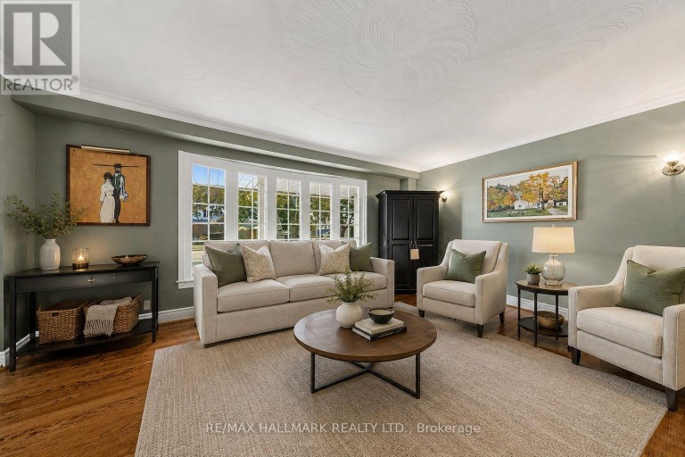 135 SENATOR REESOR'S DRIVE, Markham (Sherwood-Amberglen), Ontario, L3P3E6