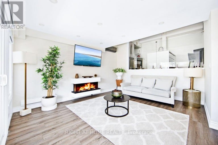 269 MILESTONE CRESCENT, Aurora (Aurora Village), Ontario, L4G3M2
