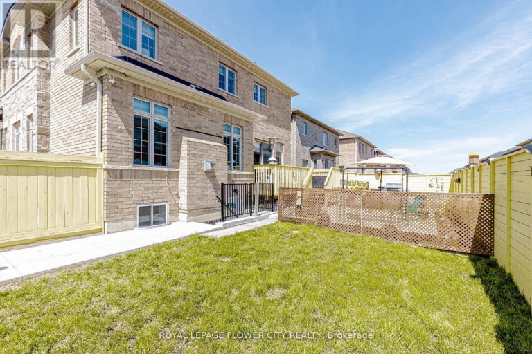 57 DOTCHSON AVENUE, Caledon, Ontario, L7C4G7