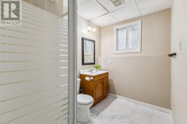 238 FLEMING DRIVE London East (East D) Ontario photo 13