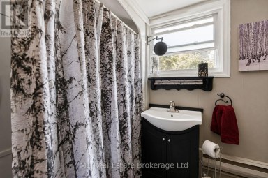 53 JANEFIELD AVENUE Guelph (Dovercliffe Park/Old University) Ontario photo 20