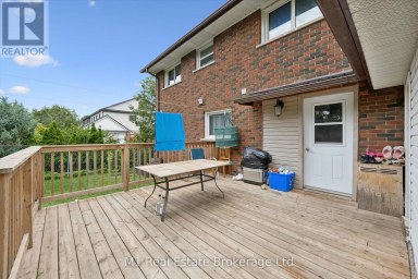 53 JANEFIELD AVENUE Guelph (Dovercliffe Park/Old University) Ontario photo 3