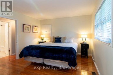 92 PARKSIDE AVENUE South Bruce Peninsula Ontario photo 14