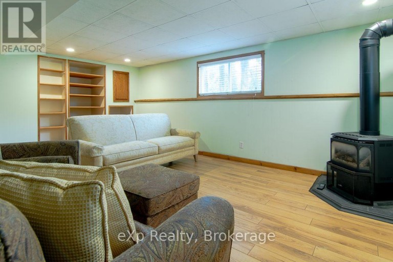 92 PARKSIDE AVENUE, South Bruce Peninsula, Ontario, N0H2T0