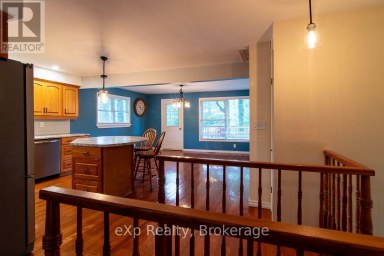 92 PARKSIDE AVENUE South Bruce Peninsula Ontario photo 9