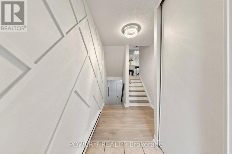 146 - 311 MILESTONE CRESCENT, Aurora (Aurora Village), Ontario, L4G3M2