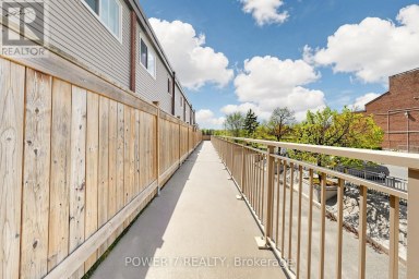146 - 311 MILESTONE CRESCENT Aurora (Aurora Village) Ontario photo 47