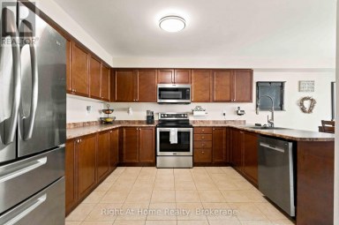 149 DADSON DRIVE Clarington (Bowmanville) Ontario photo 11