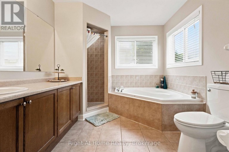149 DADSON DRIVE, Clarington (Bowmanville), Ontario, L1C5M7