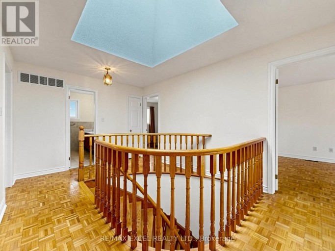 3 LOVEKIN GROVE, Toronto (L'Amoreaux), Ontario, M1T3T5