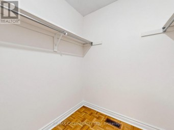 3 LOVEKIN GROVE Toronto (L'Amoreaux) Ontario photo 25
