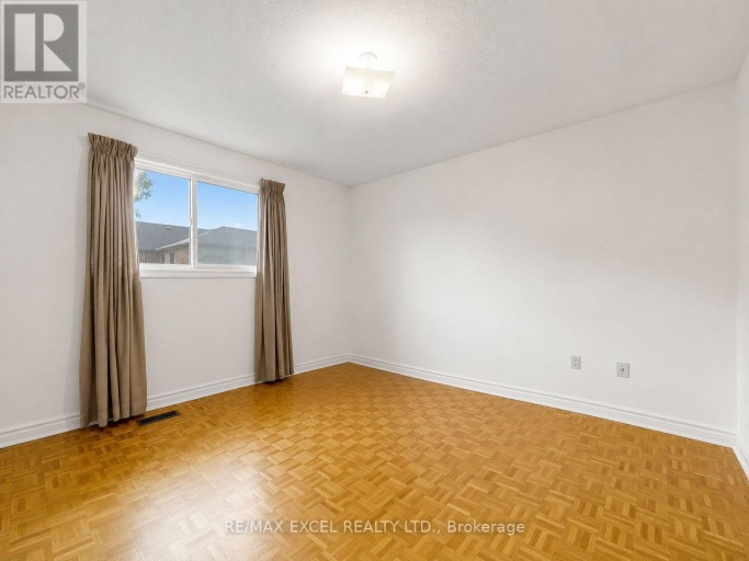 3 LOVEKIN GROVE, Toronto (L'Amoreaux), Ontario, M1T3T5